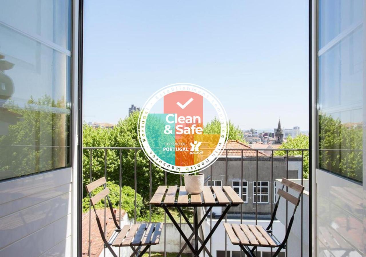 Liiiving In Porto | Central Secret Balcony Екстер'єр фото